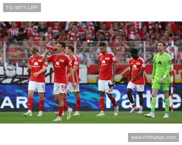 德甲球队赛季崩盘案例分析与深度反思 德甲球队赛季崩盘案例分析与深度反思